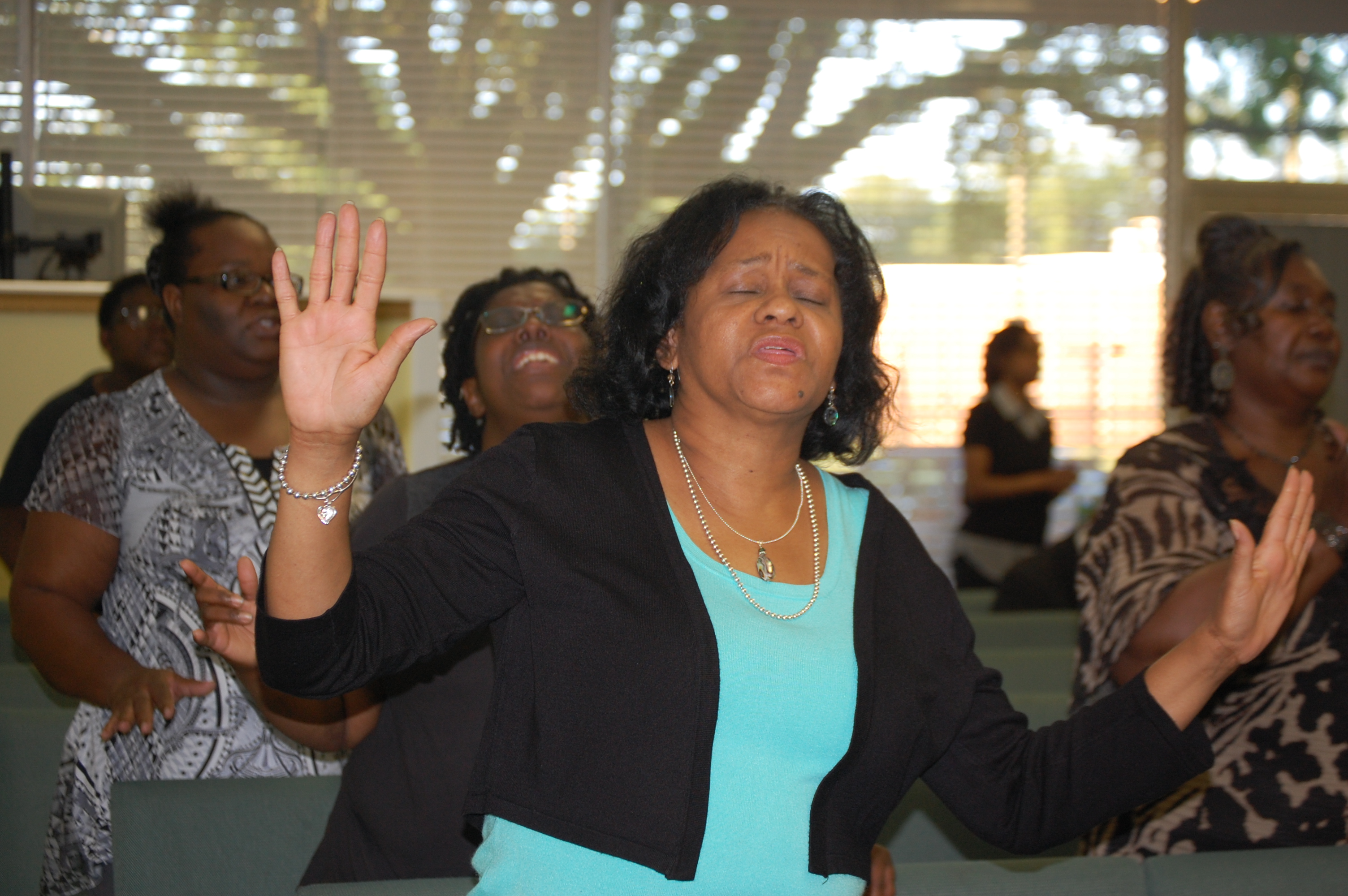 Deana Worshipping